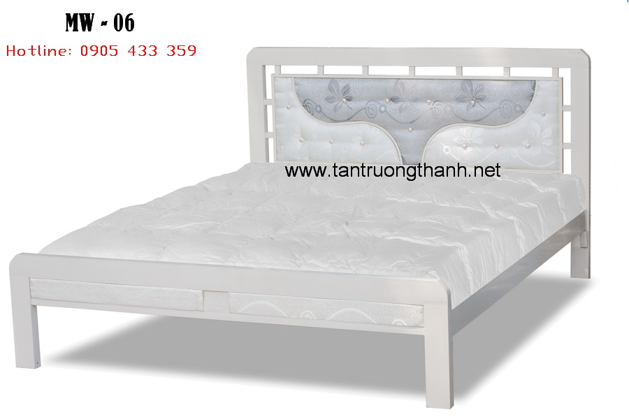 Nếu bạn đang tìm kiếm một chiếc giường ngủ sắt hộp chất lượng cao thì đừng bỏ qua sản phẩm này. Với độ bền và đẹp mắt vượt trội, giường ngủ sắt hộp chất lượng cao sẽ là sự lựa chọn đáng giá cho những ai yêu thích sự đơn giản và hiện đại.